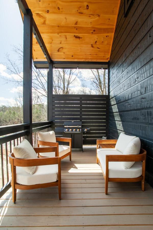 New Modern Cabin 1 Mi To Pkwy Pool Hot Tub Βίλα Pigeon Forge Εξωτερικό φωτογραφία