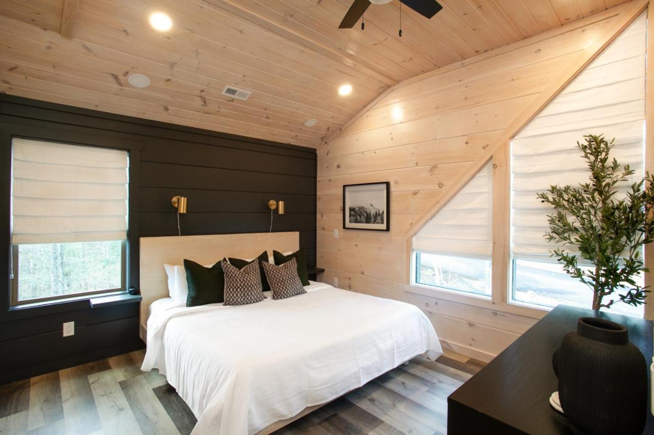 New Modern Cabin 1 Mi To Pkwy Pool Hot Tub Βίλα Pigeon Forge Εξωτερικό φωτογραφία